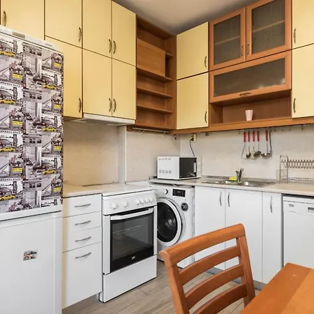Apartment On Slivnitsa 2 Bedroom