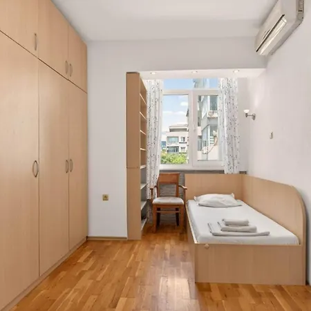 On Slivnitsa 2 Bedroom Apartment *