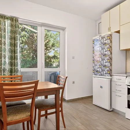 On Slivnitsa 2 Bedroom Apartment